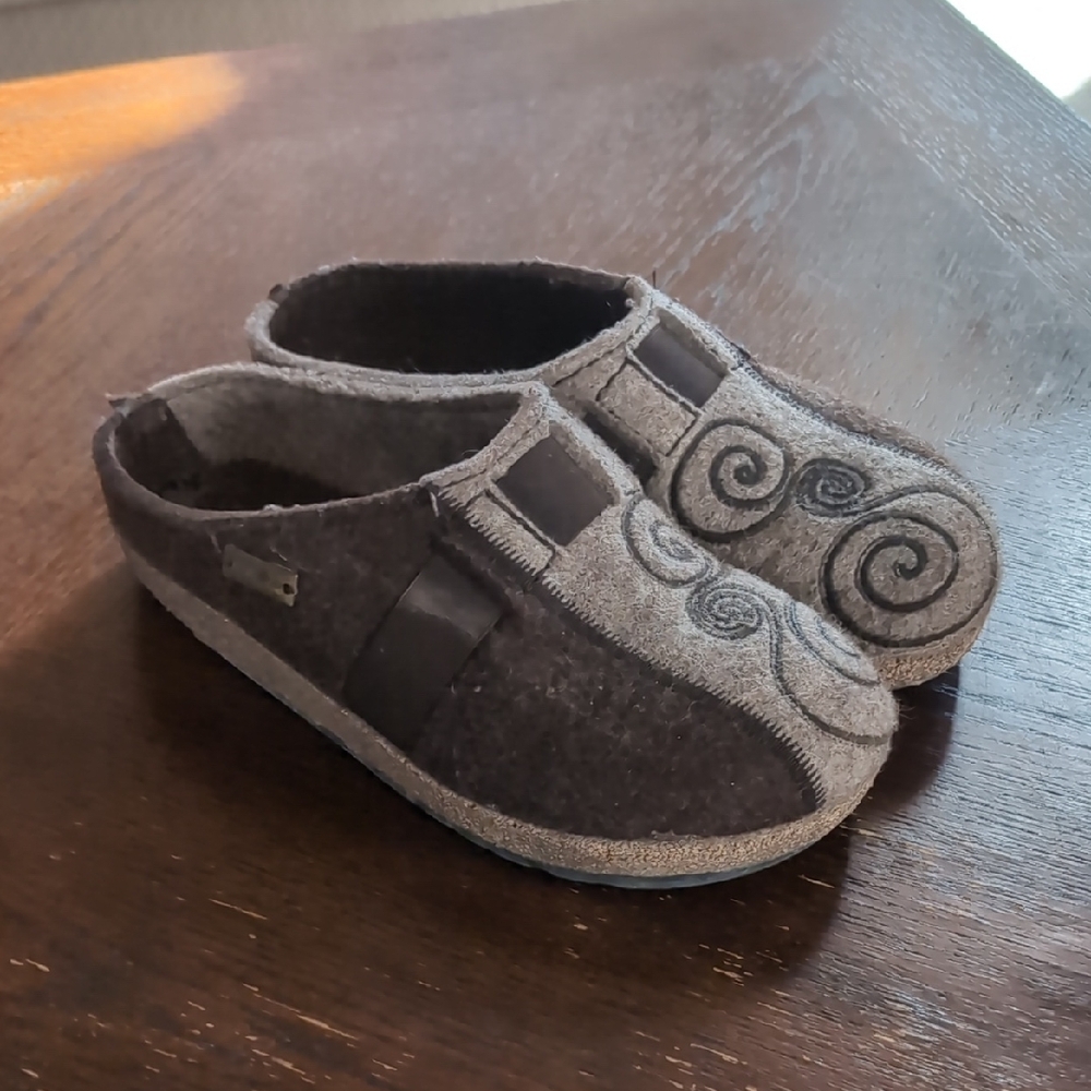 Cozy Kids' Felt Slippers